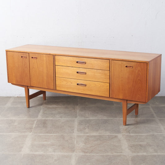 イギリスヴィンテージ サイドボード